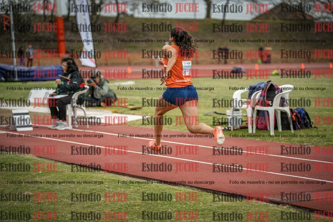 Fotos del salto en largo de mujeres - heptatlón 5