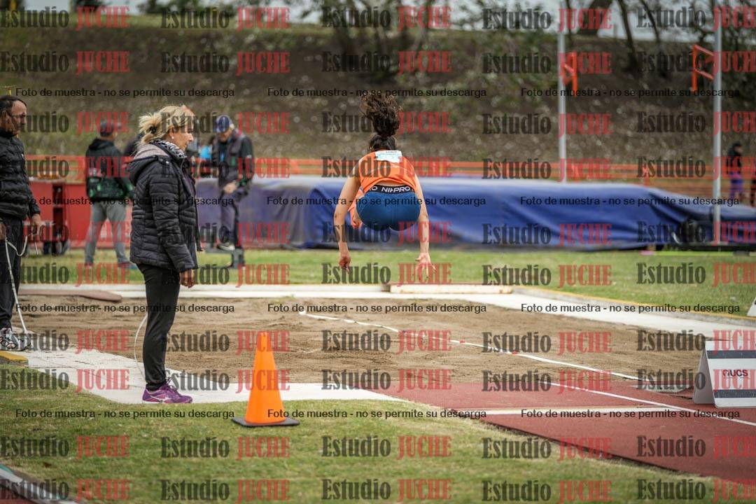 Fotos del salto en largo de mujeres - heptatlón 5