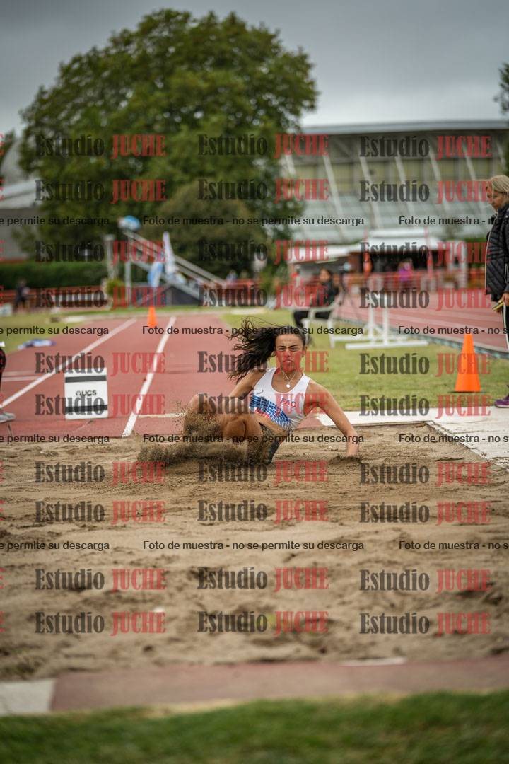 Fotos del salto en largo de mujeres - heptatlón 5