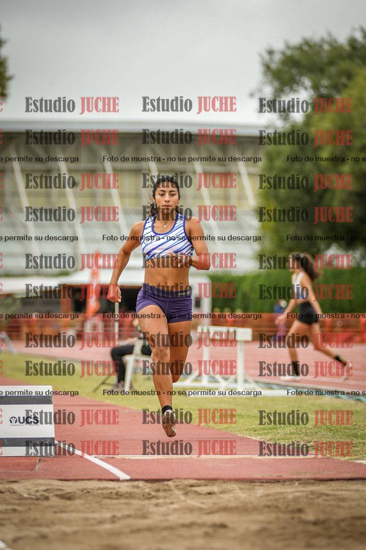 Fotos del salto en largo de mujeres - heptatlón 5