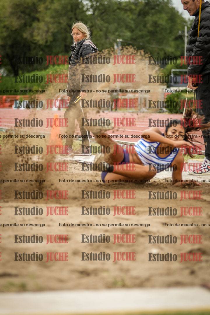 Fotos del salto en largo de mujeres - heptatlón 5