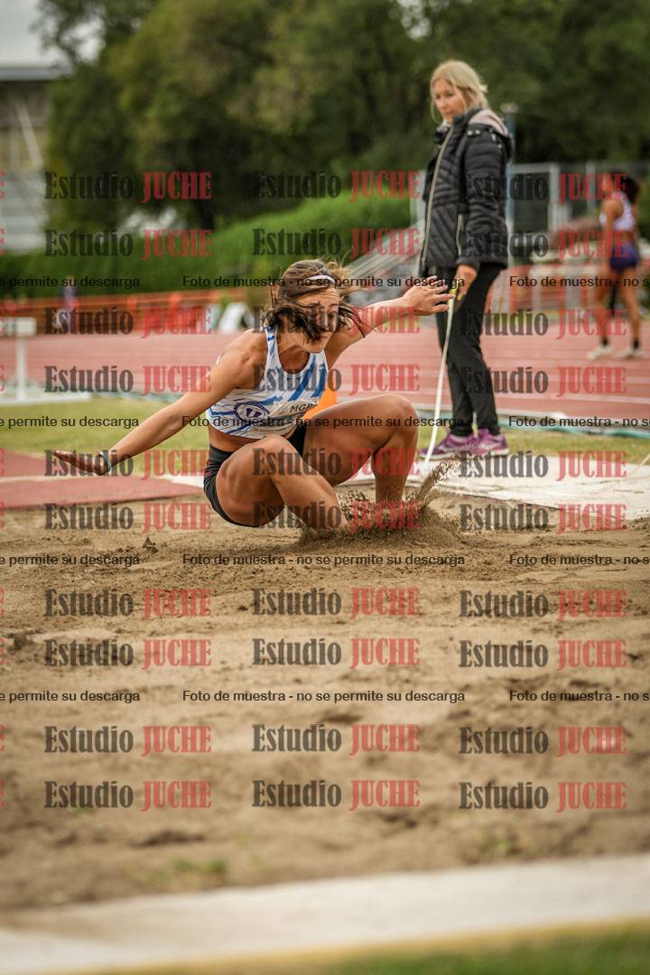Fotos del salto en largo de mujeres - heptatlón 5