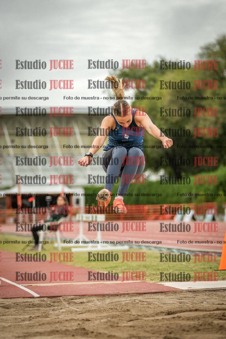 Fotos del salto en largo de mujeres - heptatlón 5