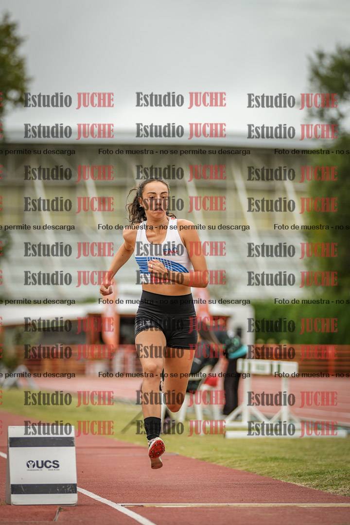 Fotos del salto en largo de mujeres - heptatlón 5