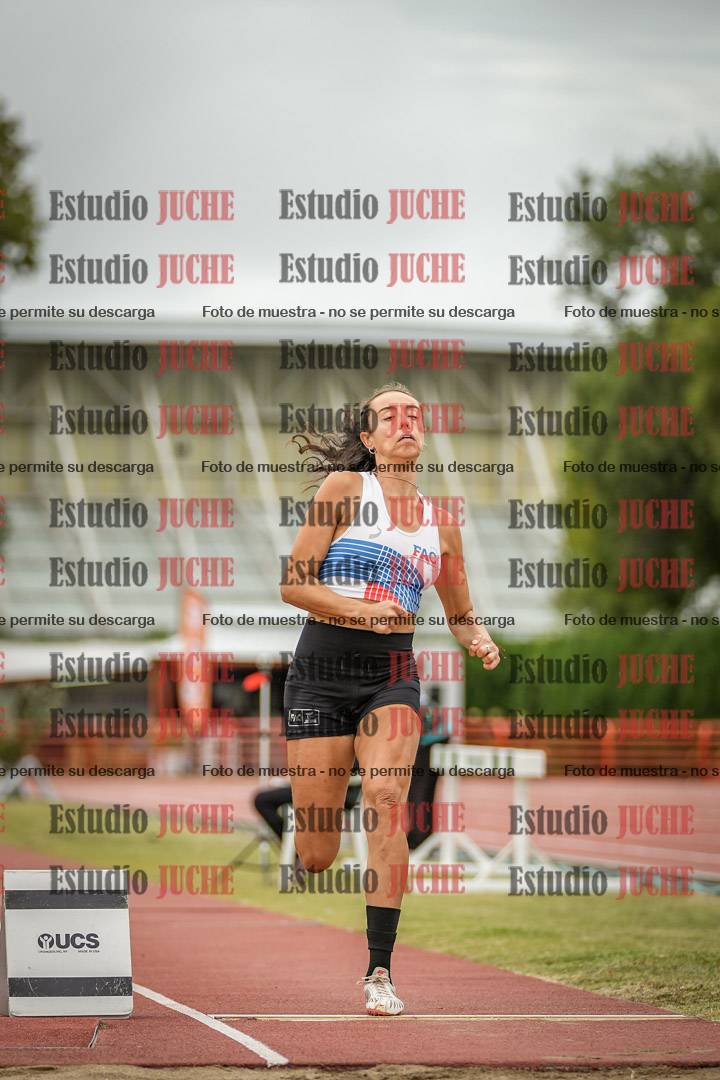 Fotos del salto en largo de mujeres - heptatlón 5