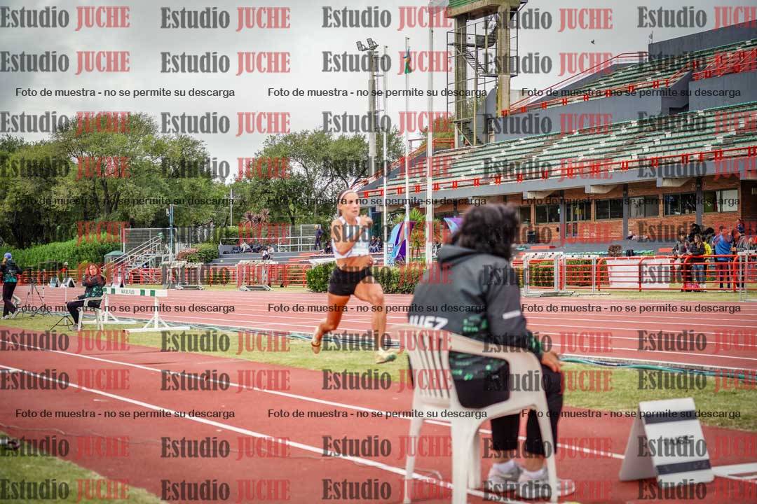 Fotos del salto en largo de mujeres - heptatlón 5
