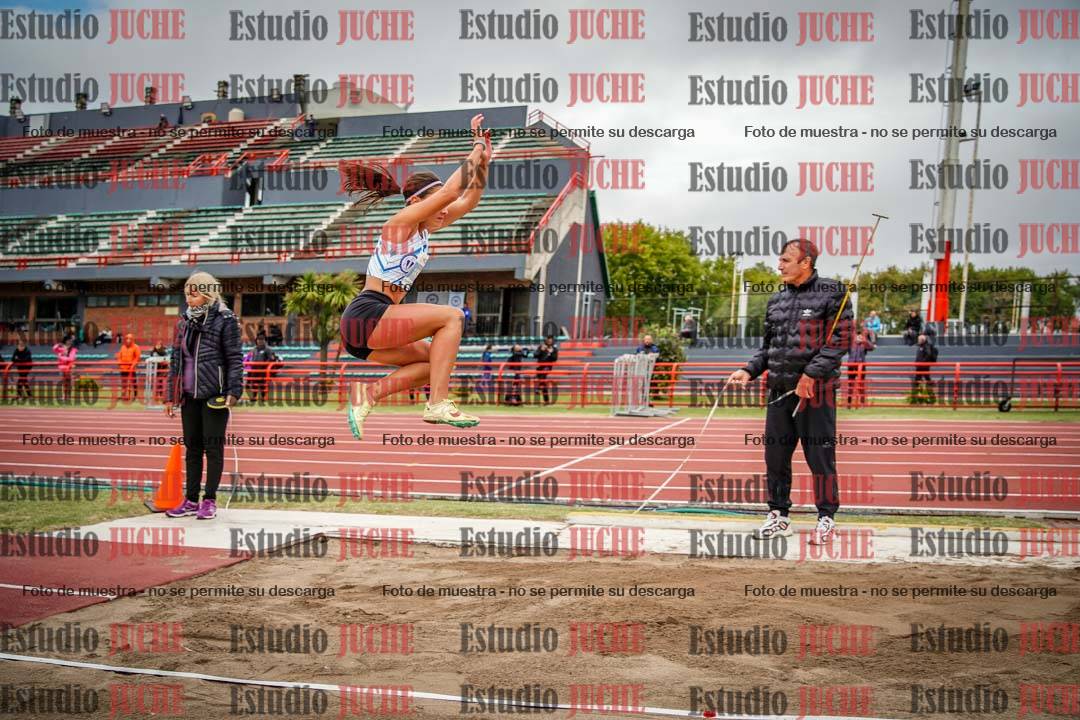 Fotos del salto en largo de mujeres - heptatlón 5