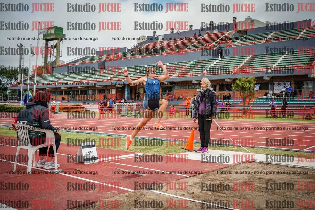 Fotos del salto en largo de mujeres - heptatlón 5