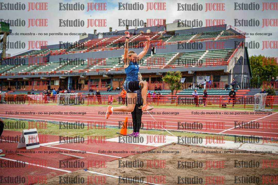 Fotos del salto en largo de mujeres - heptatlón 5