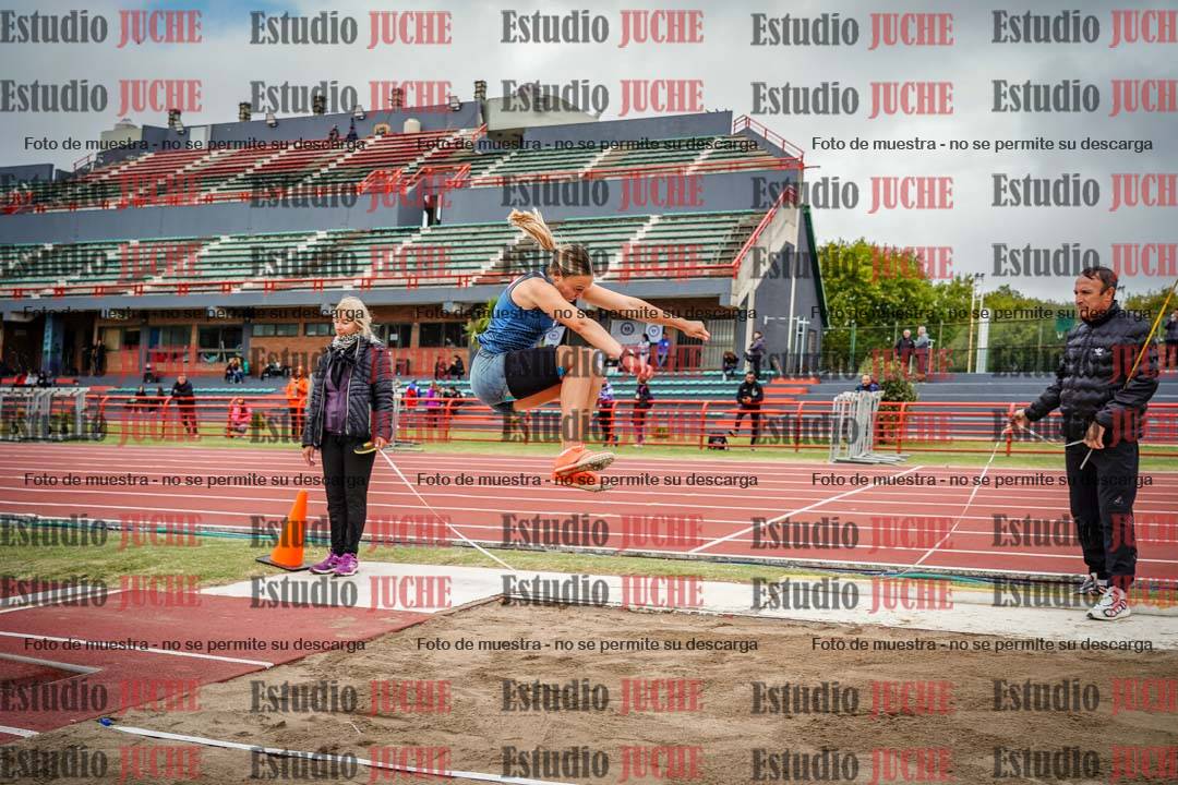 Fotos del salto en largo de mujeres - heptatlón 5