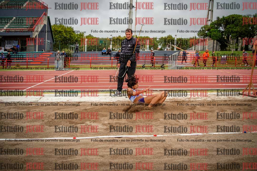 Fotos del salto en largo de mujeres - heptatlón 5