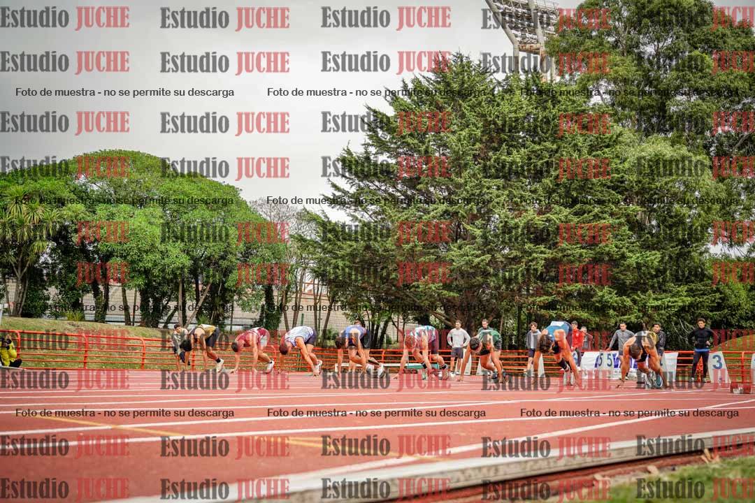 Fotos de los 100 m llanos de varones