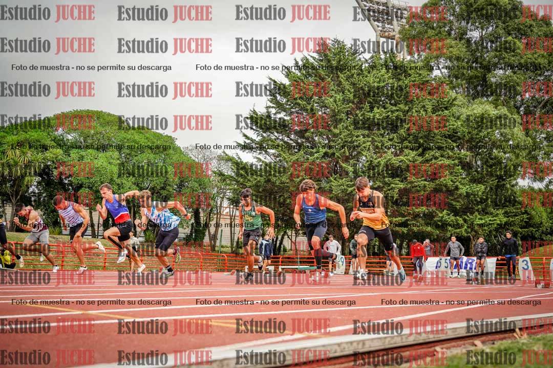 Fotos de los 100 m llanos de varones