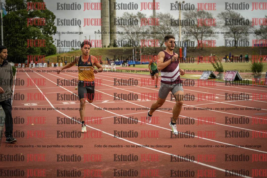 Fotos de los 100 m llanos de varones