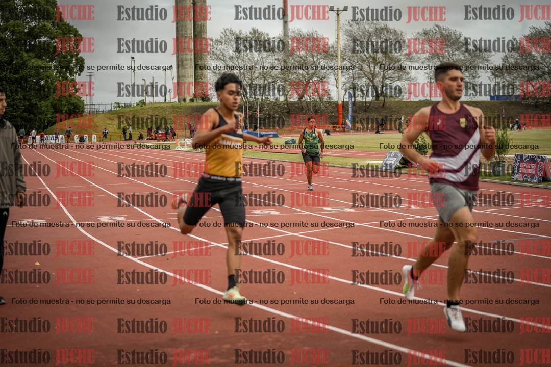 Fotos de los 100 m llanos de varones