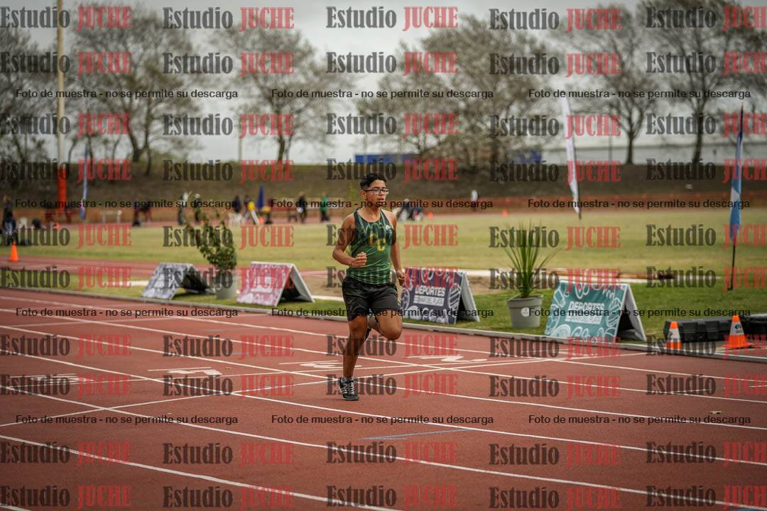 Fotos de los 100 m llanos de varones