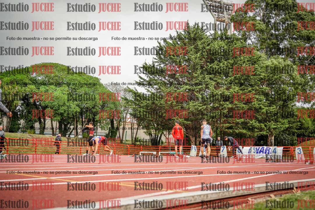 Fotos de los 100 m llanos de varones