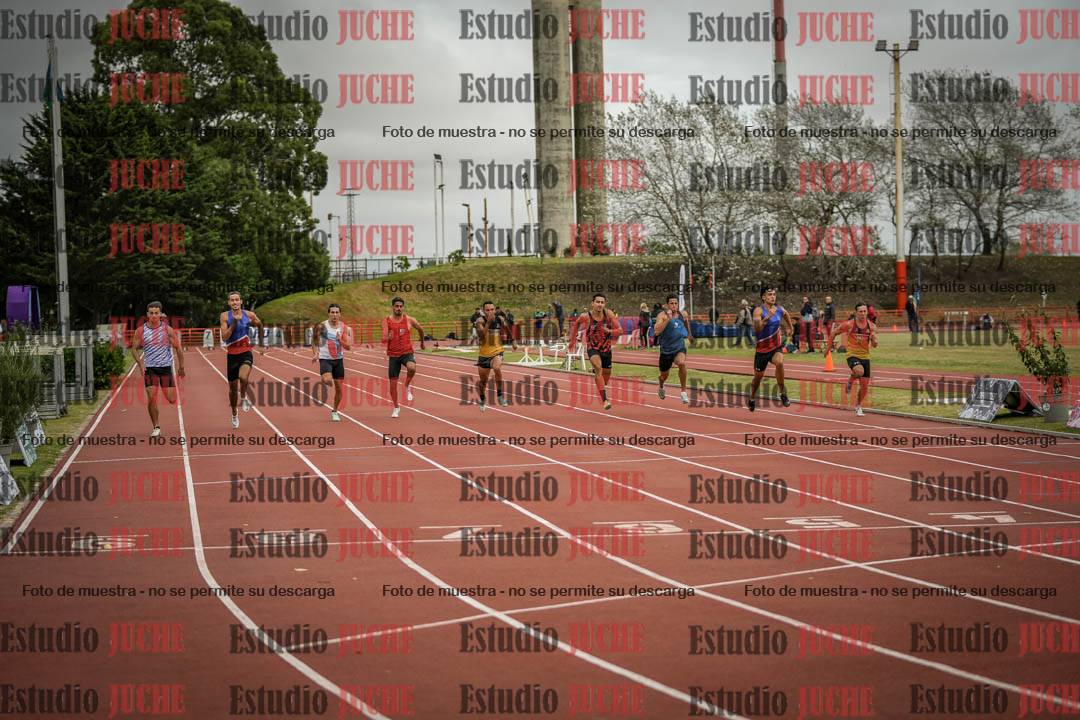 Fotos de los 100 m llanos de varones