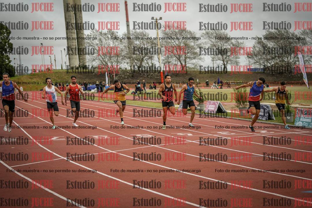 Fotos de los 100 m llanos de varones