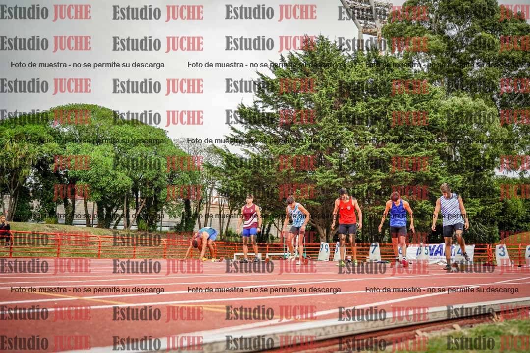 Fotos de los 100 m llanos de varones - decatlón 1