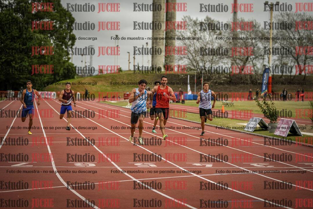 Fotos de los 100 m llanos de varones - decatlón 1