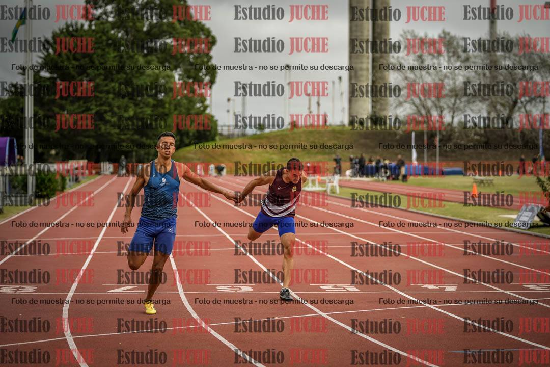 Fotos de los 100 m llanos de varones - decatlón 1