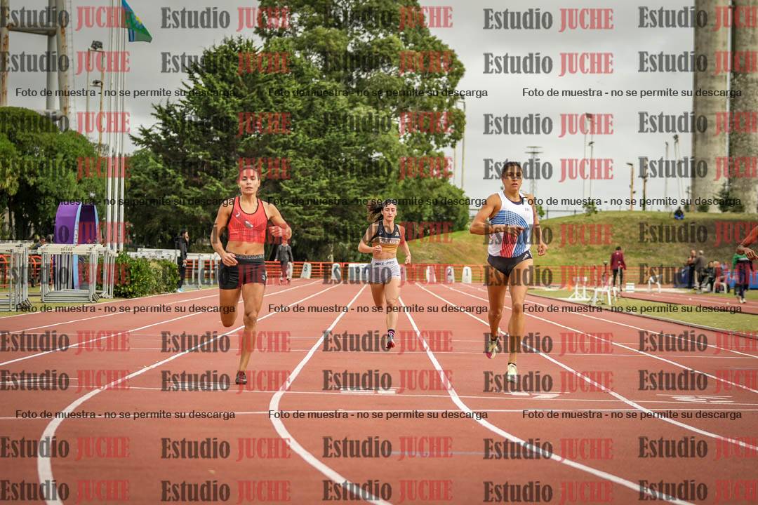 Fotos de los 400 m llanos de mujeres