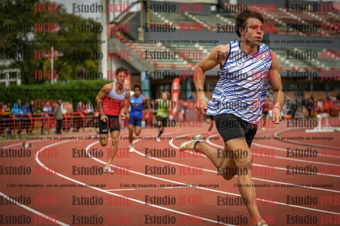 Fotos de los 400 m llanos de varones