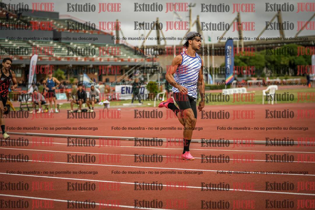 Fotos de los 400 m llanos de varones