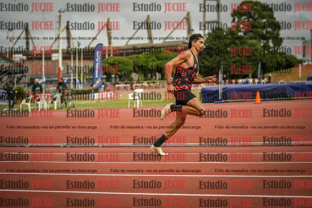 Fotos de los 400 m llanos de varones