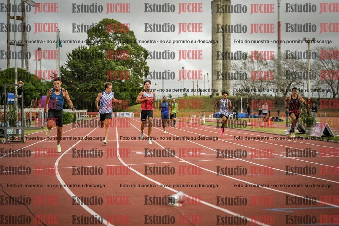 Fotos de los 400 m llanos de varones