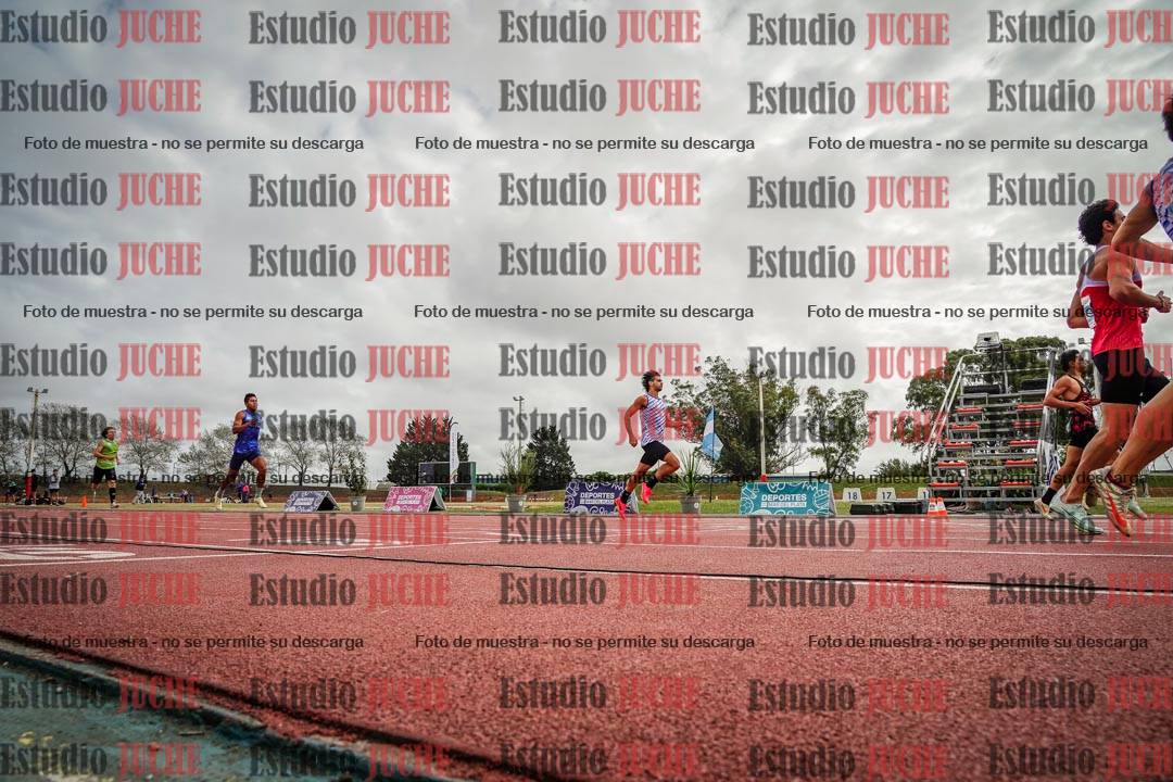 Fotos de los 400 m llanos de varones