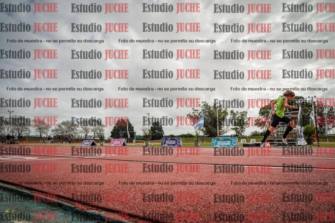 Fotos de los 400 m llanos de varones