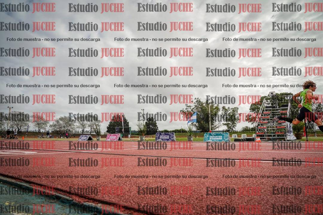 Fotos de los 400 m llanos de varones