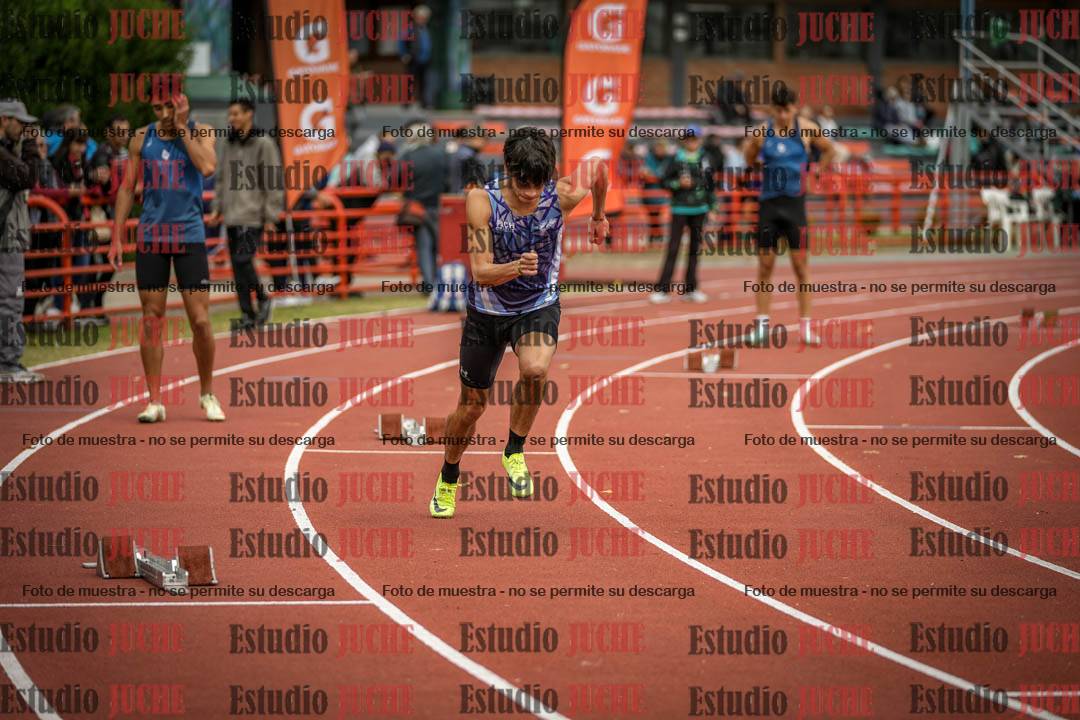 Fotos de los 400 m llanos de varones