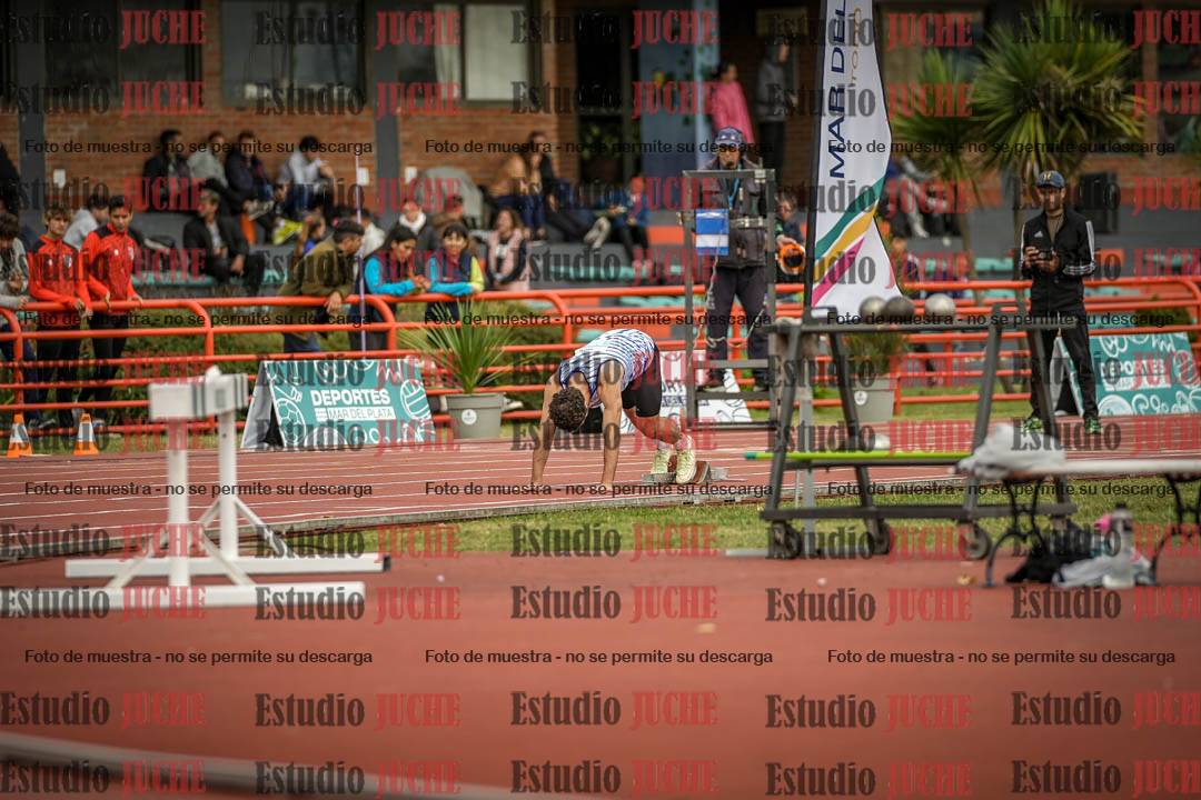 Fotos de los 400 m llanos de varones