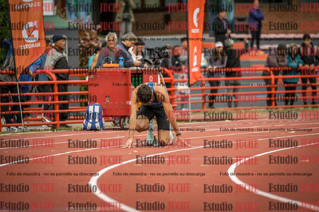 Fotos de los 400 m llanos de varones