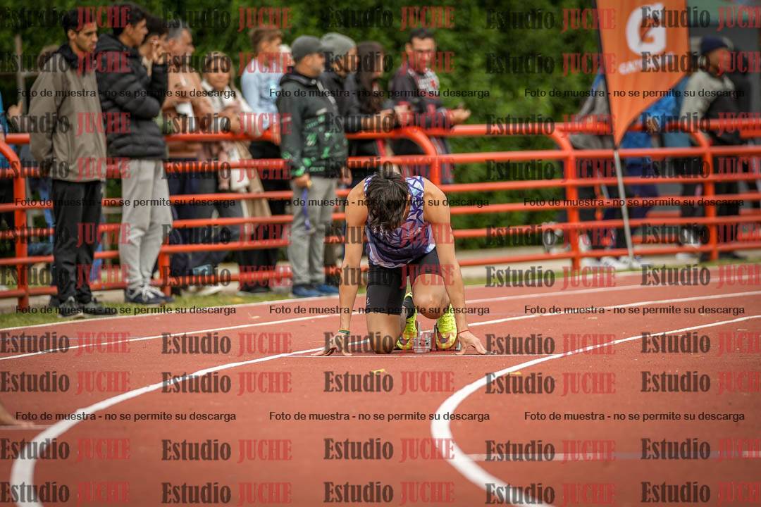 Fotos de los 400 m llanos de varones