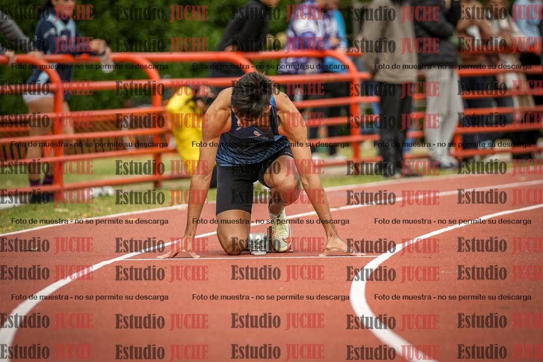 Fotos de los 400 m llanos de varones