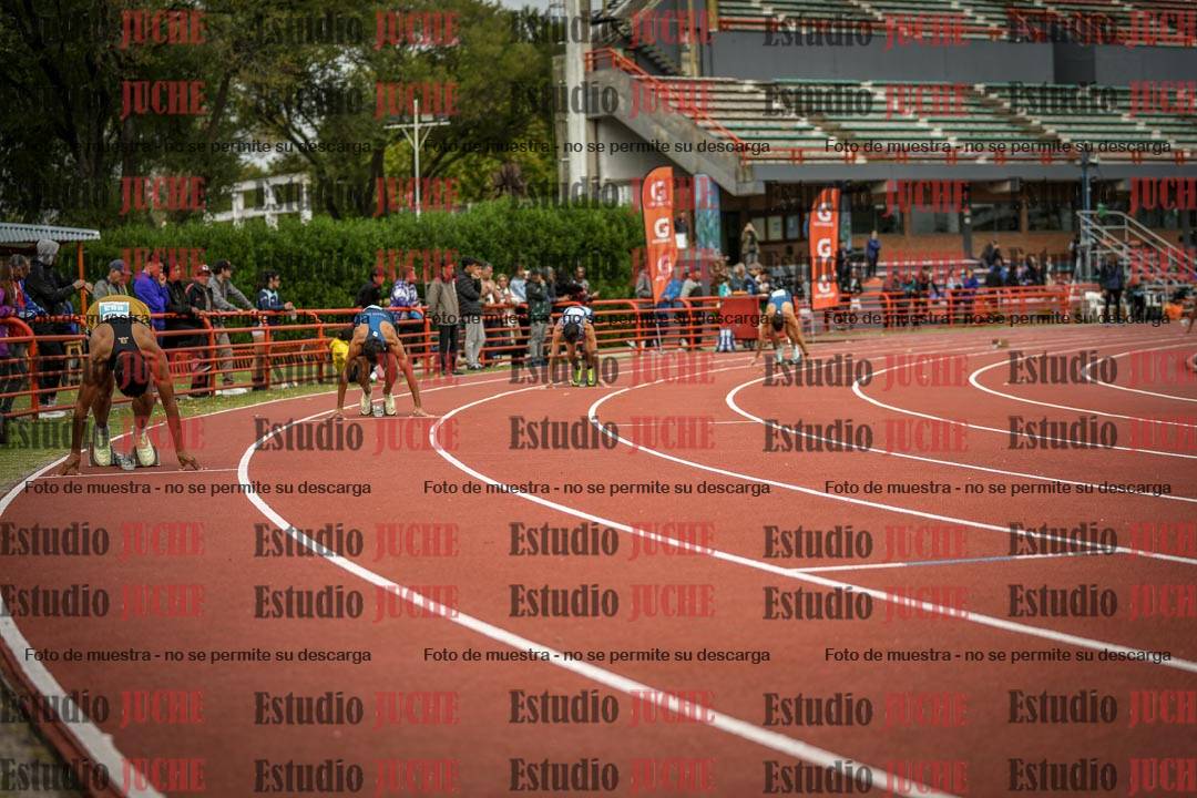 Fotos de los 400 m llanos de varones