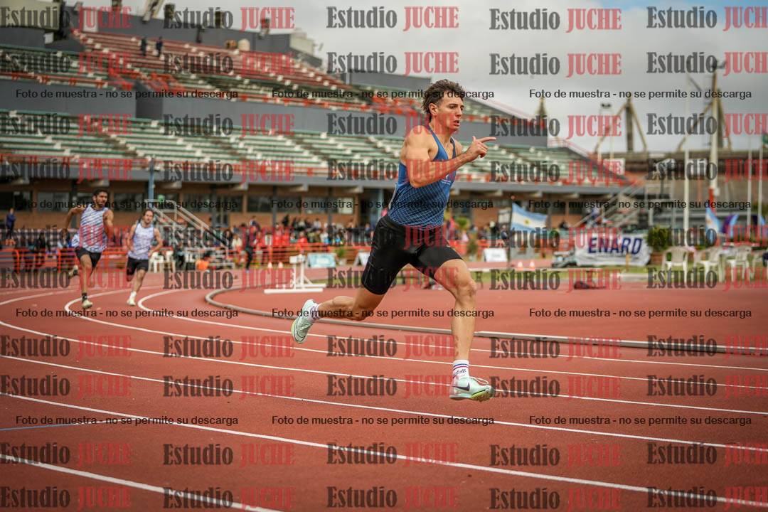 Fotos de los 400 m llanos de varones