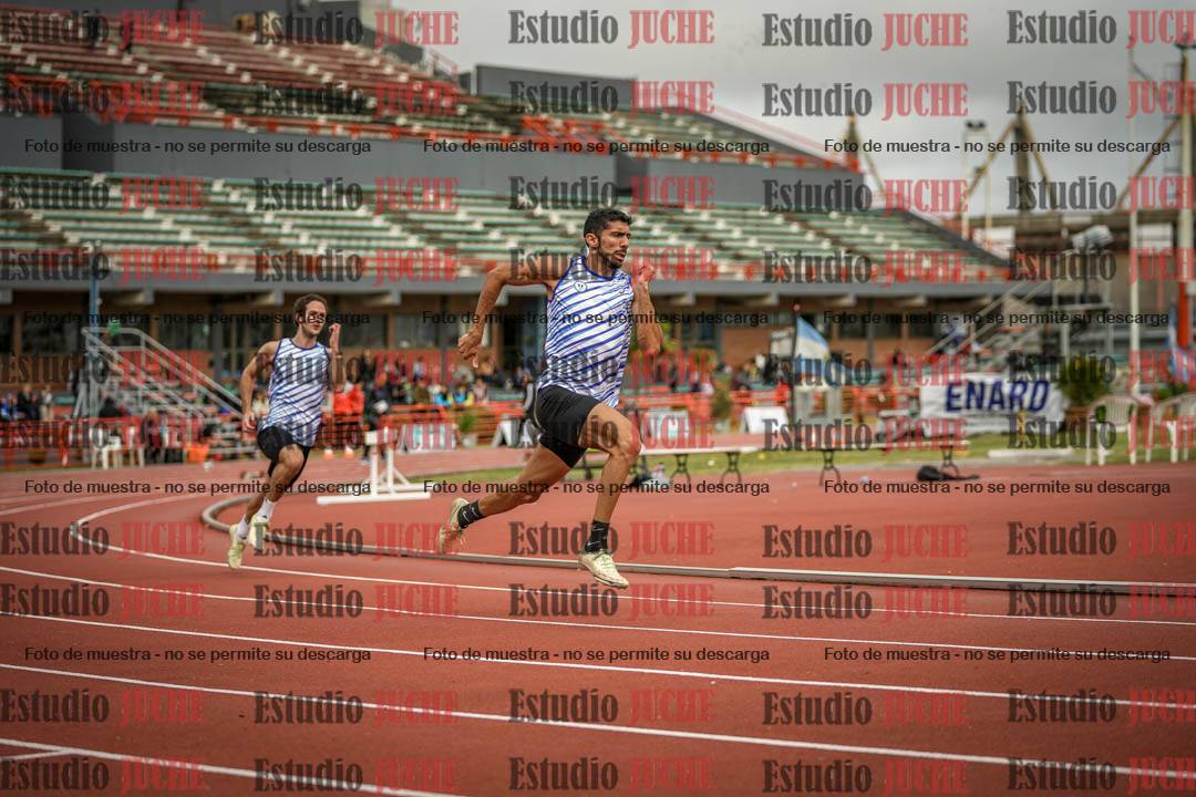 Fotos de los 400 m llanos de varones
