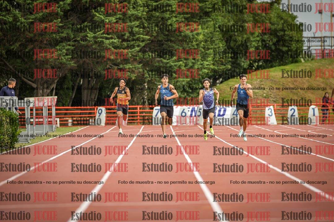Fotos de los 400 m llanos de varones