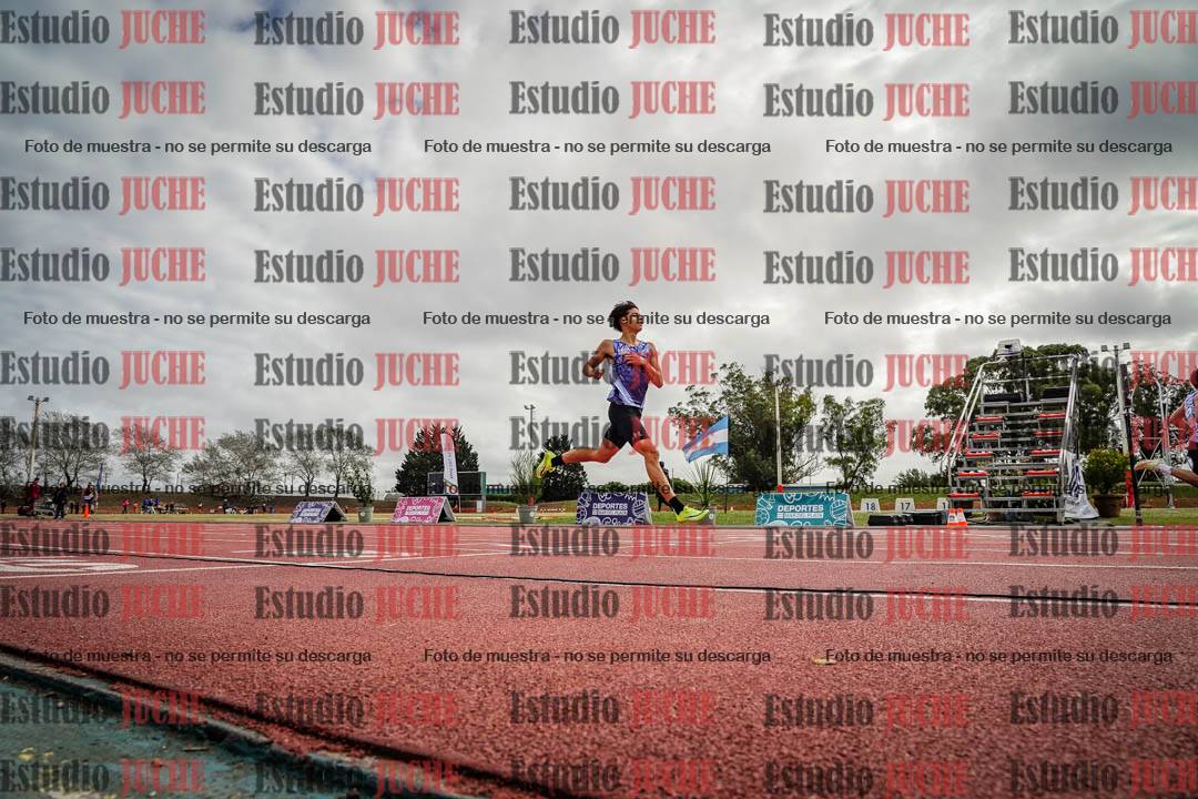 Fotos de los 400 m llanos de varones