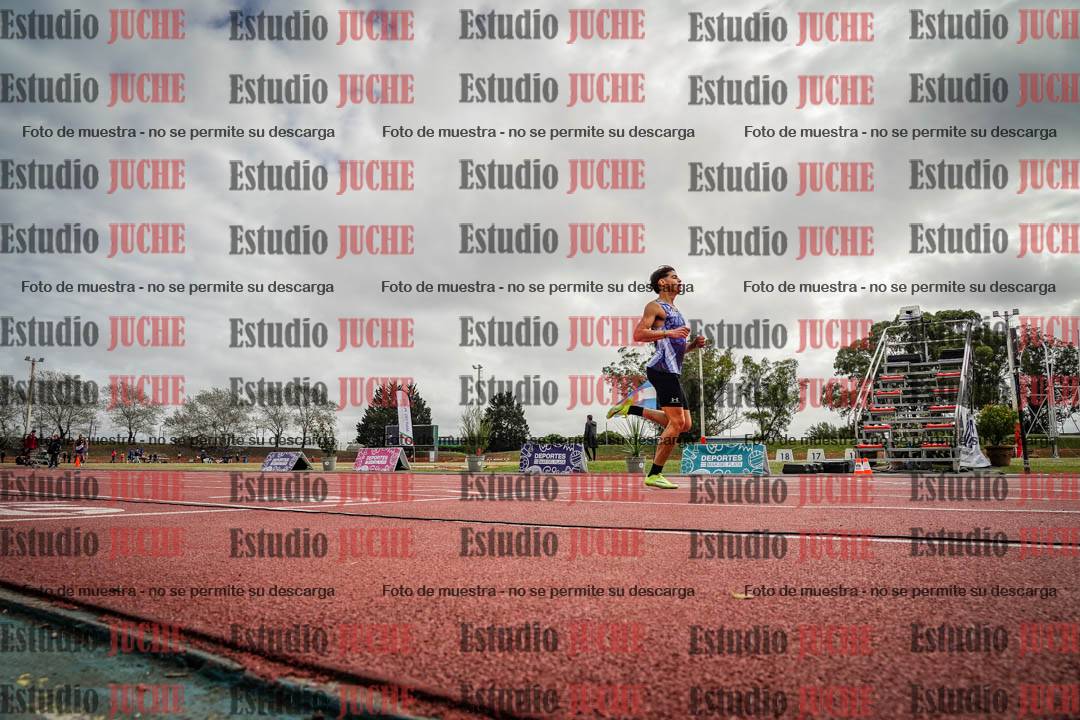 Fotos de los 400 m llanos de varones