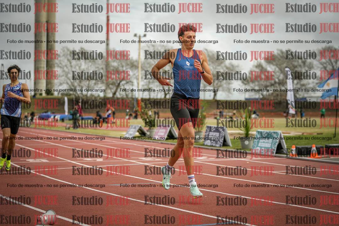 Fotos de los 400 m llanos de varones