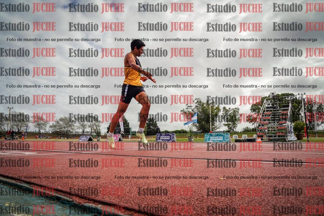 Fotos de los 400 m llanos de varones