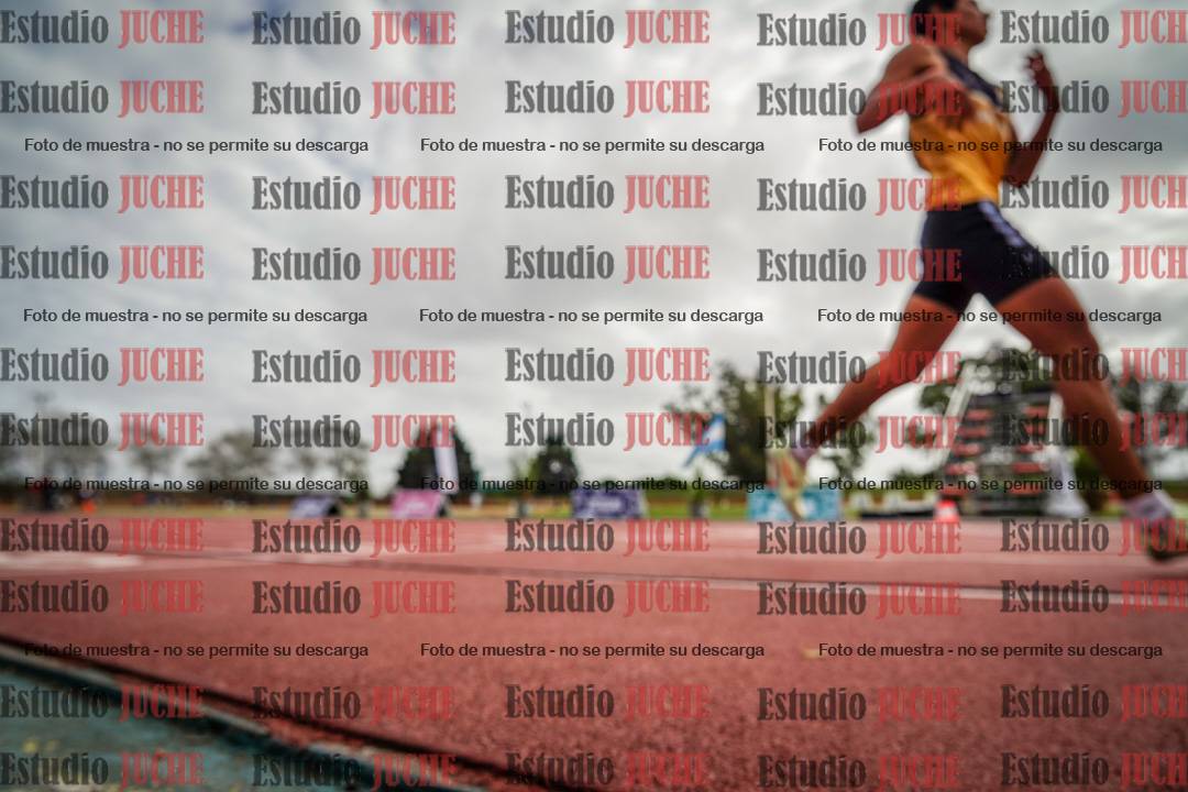 Fotos de los 400 m llanos de varones