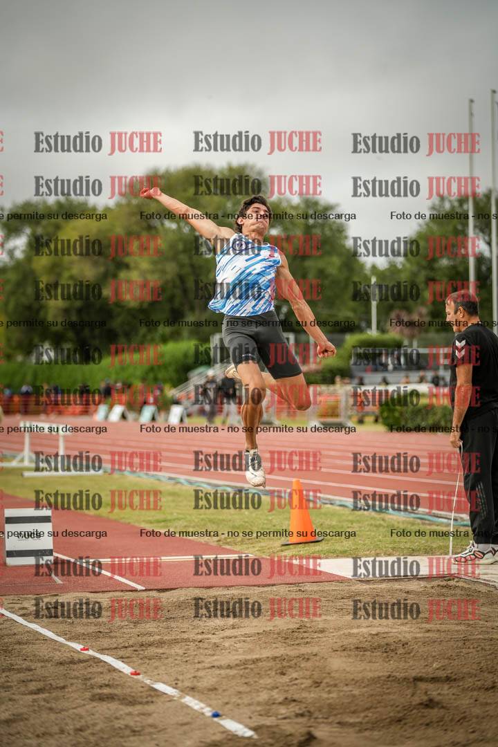 Fotos del salto en largo de varones - decatlón 2