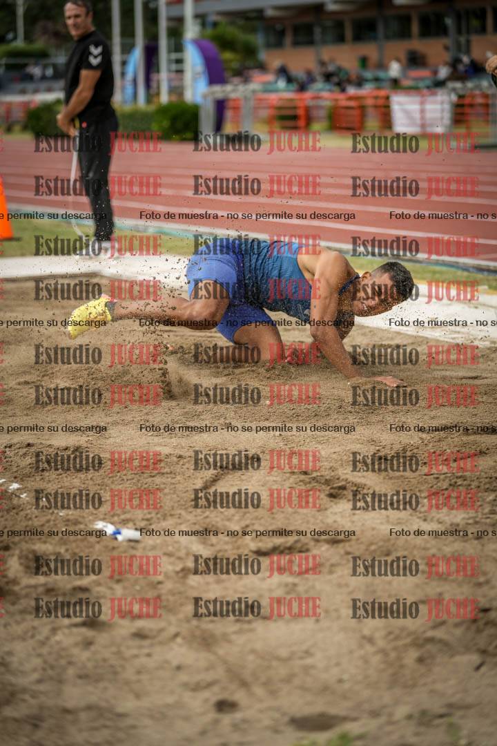 Fotos del salto en largo de varones - decatlón 2